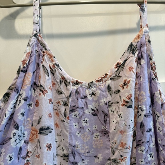Torrid 1X Floral Purple Tank Top - Picture 3 of 7